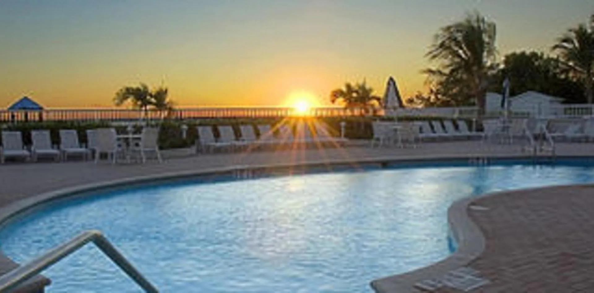 Lido Beach Resort - Sarasota
