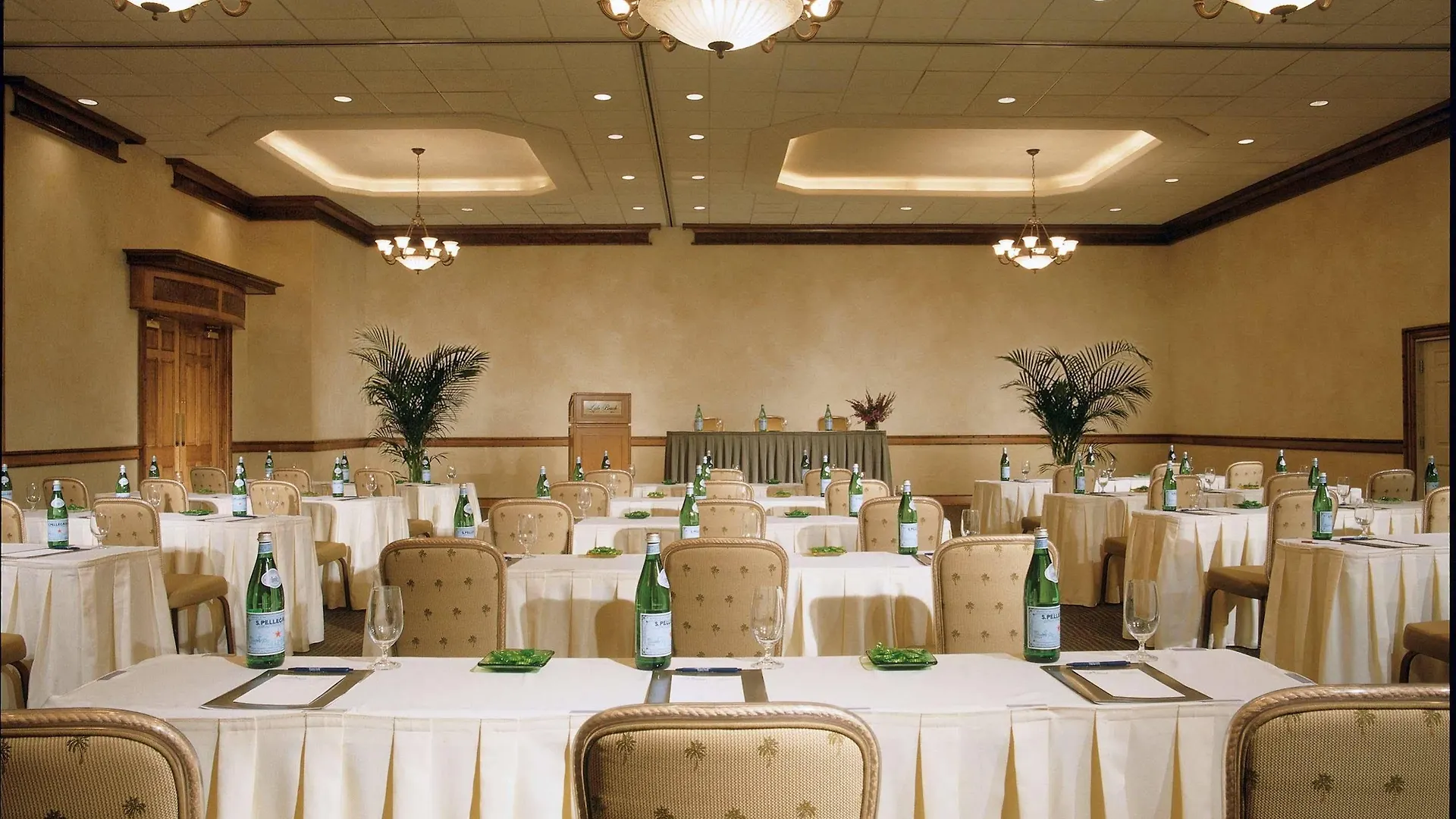 ***  Lido Beach Resort - Sarasota United States